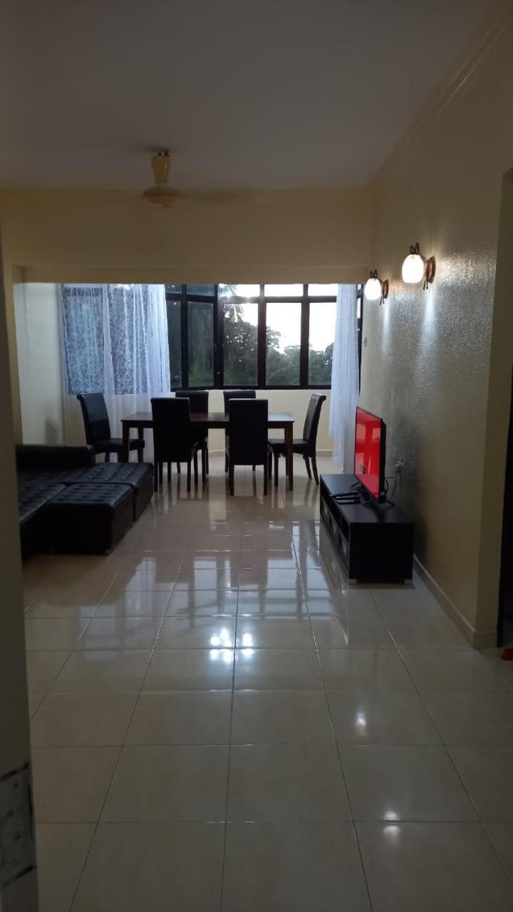 Seaput Srisayang Apartment Batu Feringgi Luaran gambar