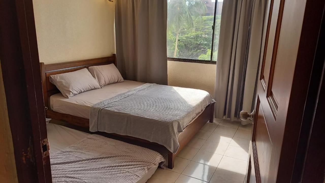 Seaput Srisayang Apartment Batu Feringgi Luaran gambar