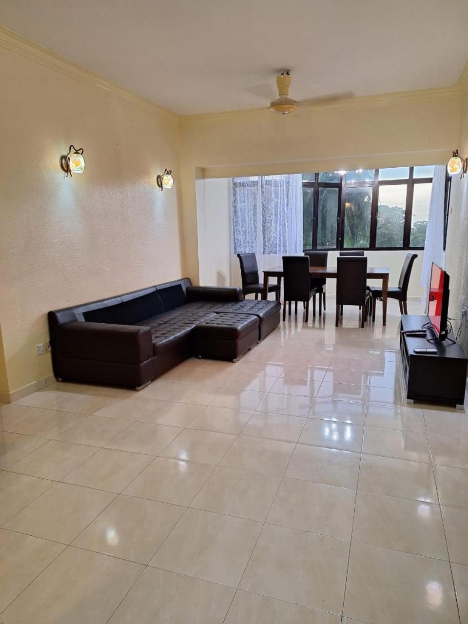 Seaput Srisayang Apartment Batu Feringgi Luaran gambar